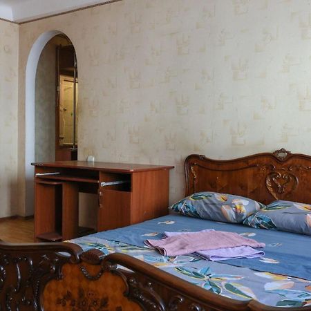 Квартира По Улице Сечевых Стрельцов,14А 基輔 外观 照片